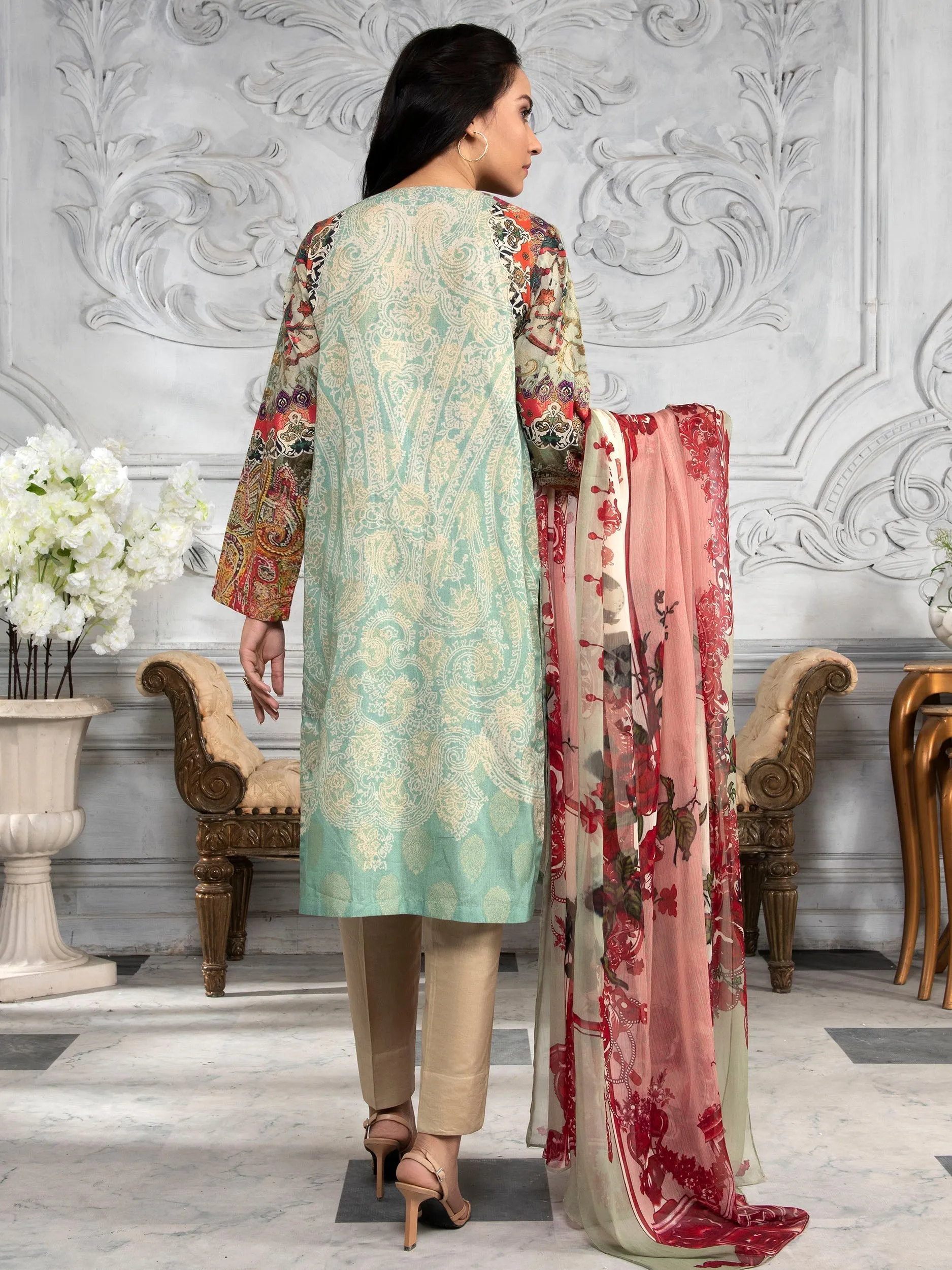 2 Piece Embroidered Jacquard Suit